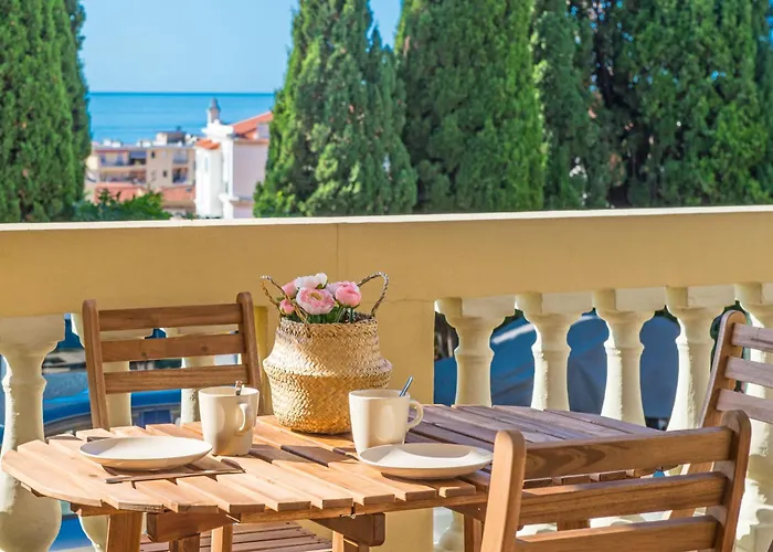 Oliviers -agreable 2 Pieces Dans Maison Bourgeoise Menton