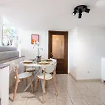Oliviers -agreable 2 Pieces Dans Maison Bourgeoise * 멍똥