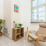 아파트 Oliviers -agreable 2 Pieces Dans Maison Bourgeoise 멍똥