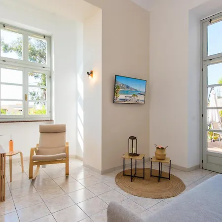 Oliviers -agreable 2 Pieces Dans Maison Bourgeoise * مينتون