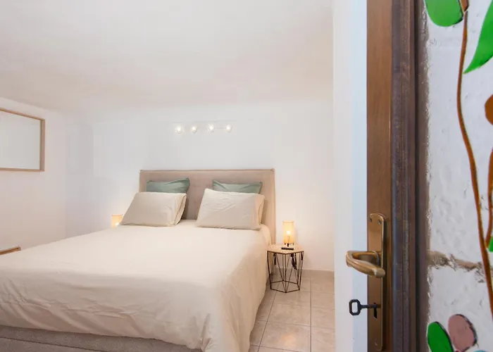 Oliviers -agreable 2 Pieces Dans Maison Bourgeoise 아파트